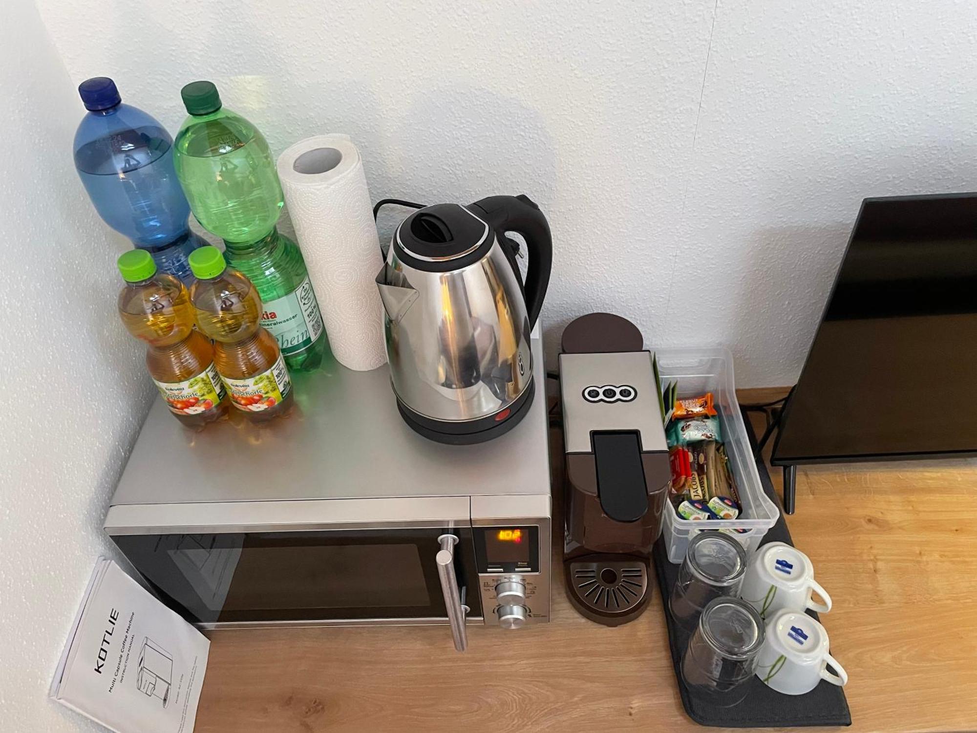 Cozy In Commercial Centre For Two Apartment